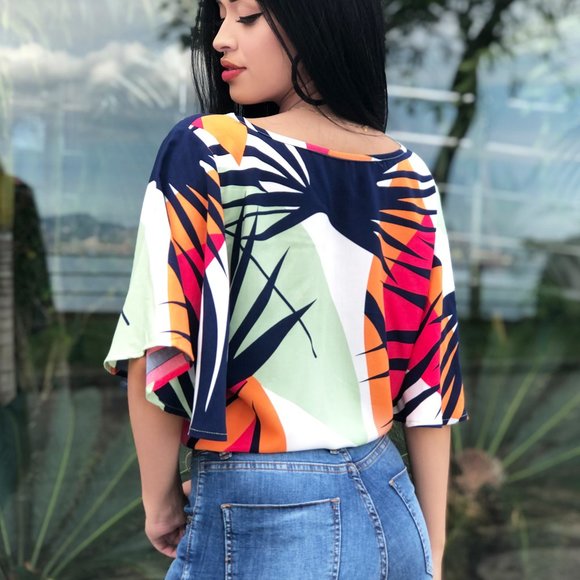 WOMEN’S CASUAL WIDE SLEEVE PRINTED BRAZILIAN TOP - Picture 2 of 2